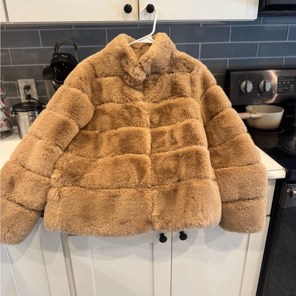 Michael Kors Cropped Faux Fur Jacket - Picture 1 of 1